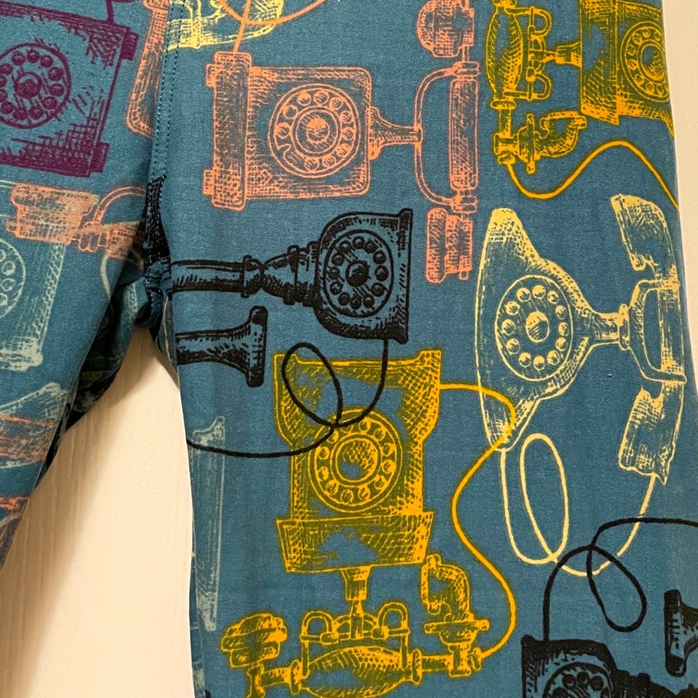 LuLaRoe Antique Telephone leggings